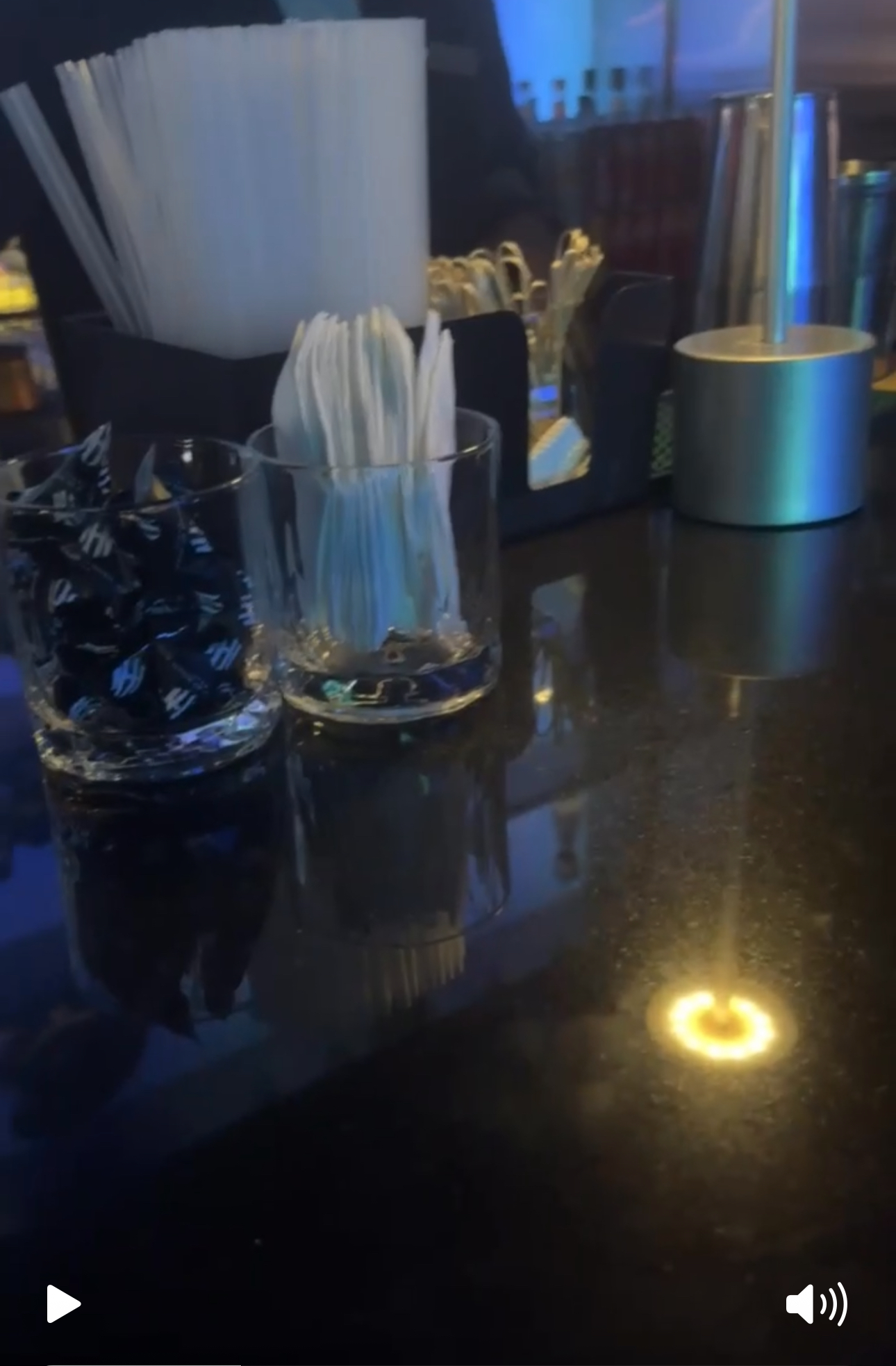 519569-74cd783b8905.jpeg