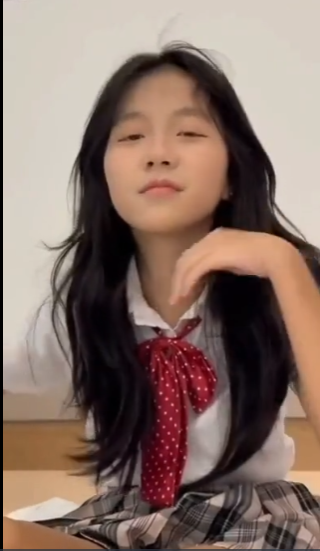 569704-274d37774227.png