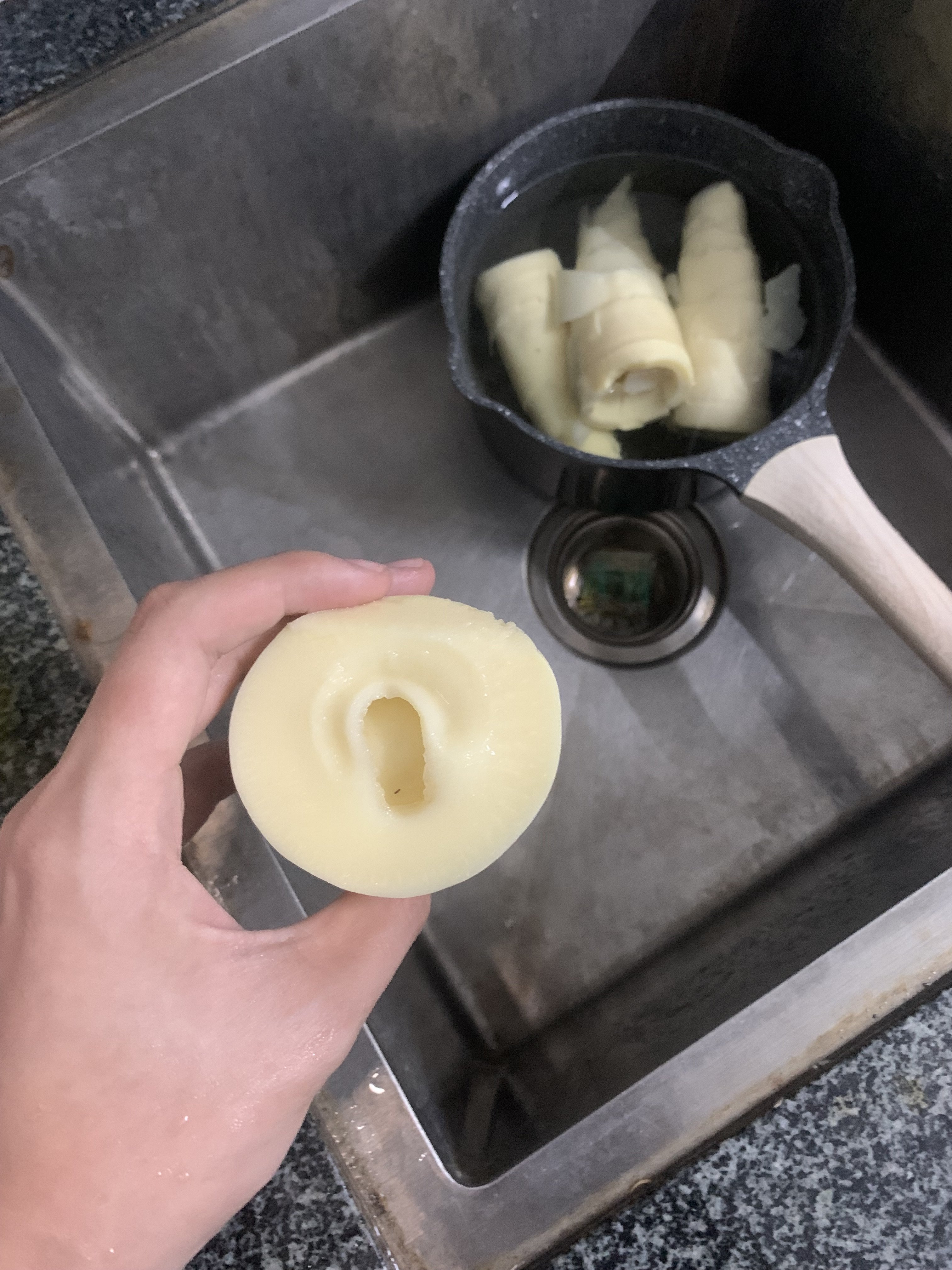 585875-1e5b361fe8fa.jpeg