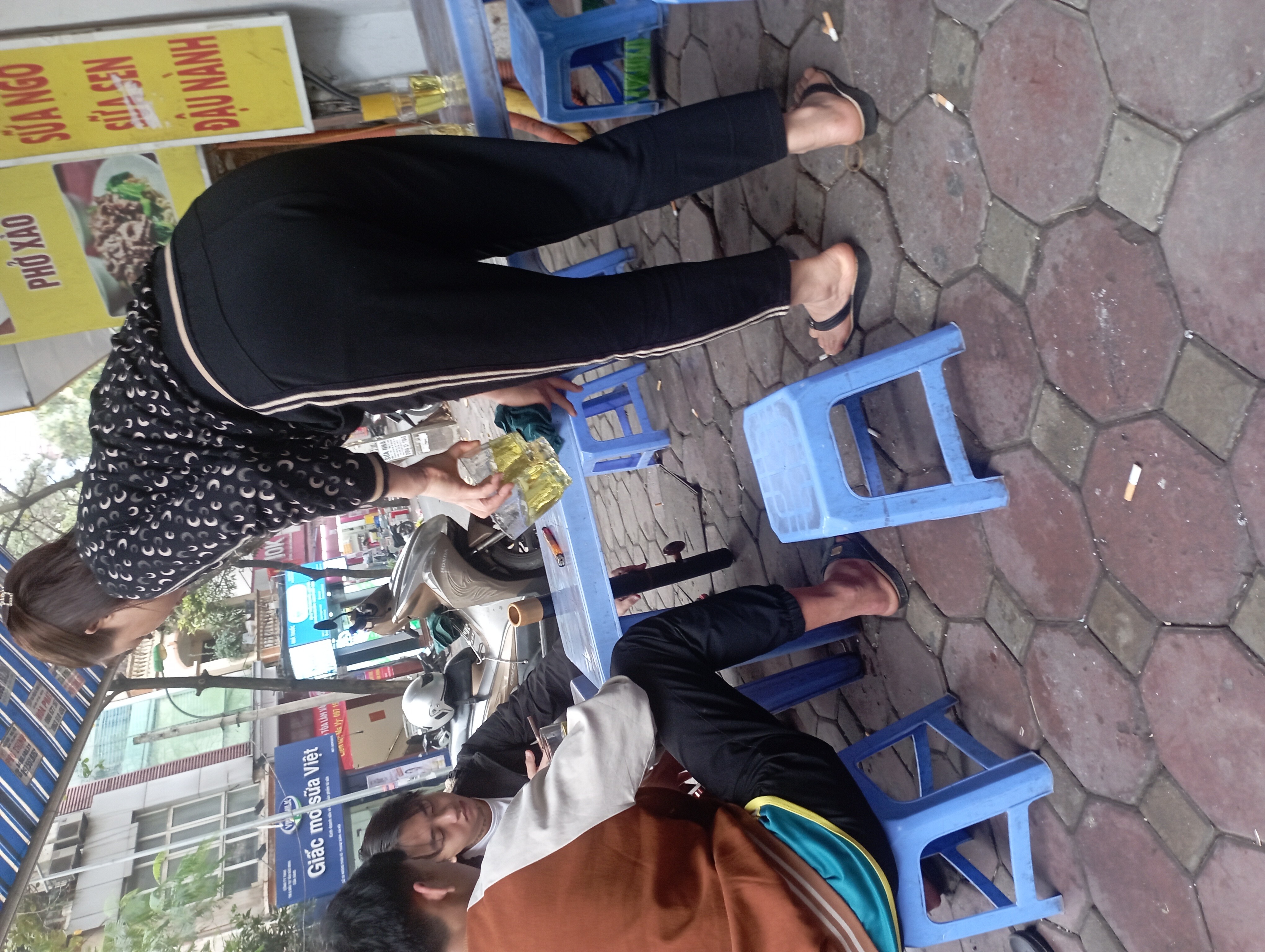 649258-7300201815a6.jpg