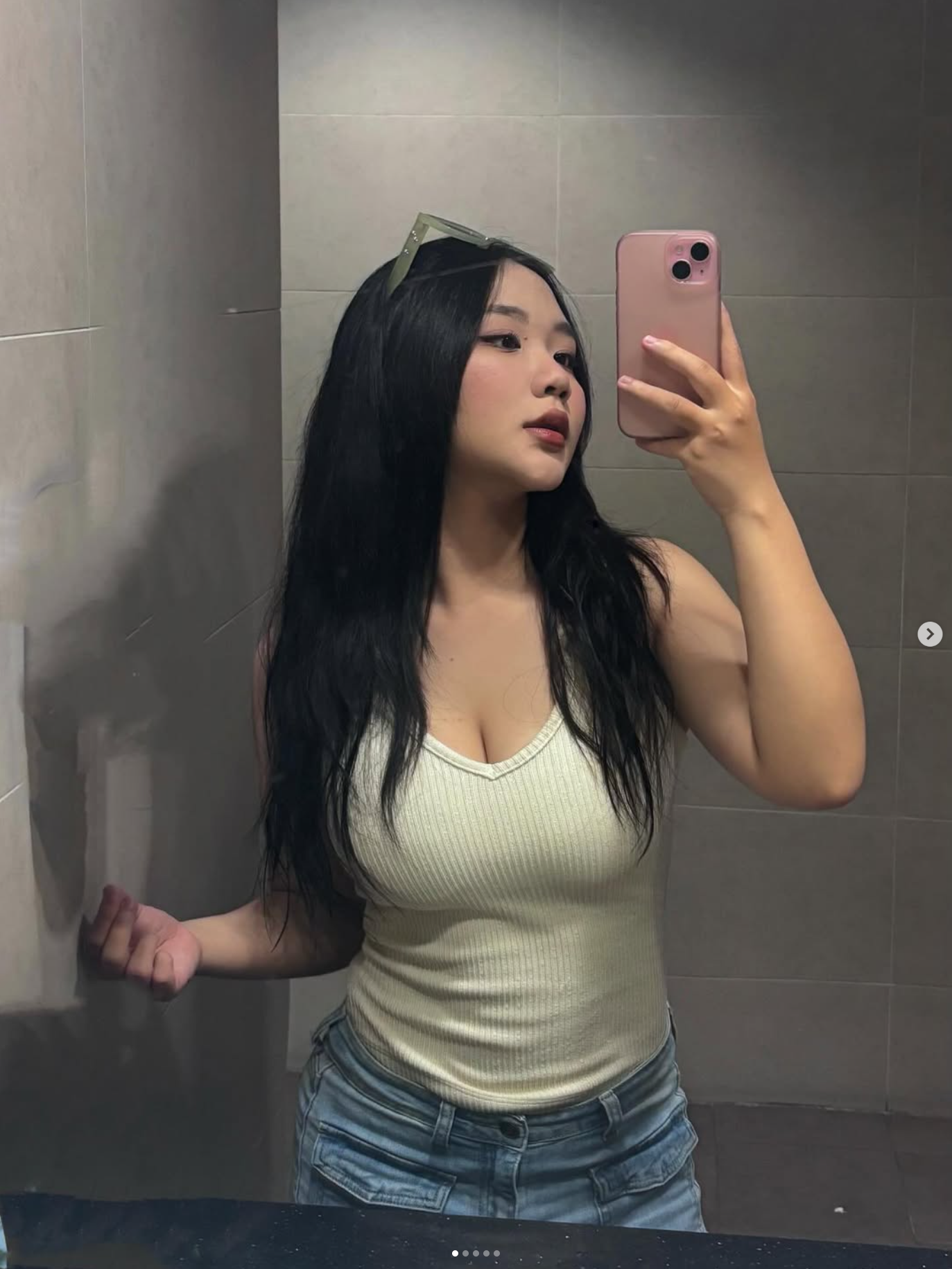 669704-2ec7ae006ee4.png