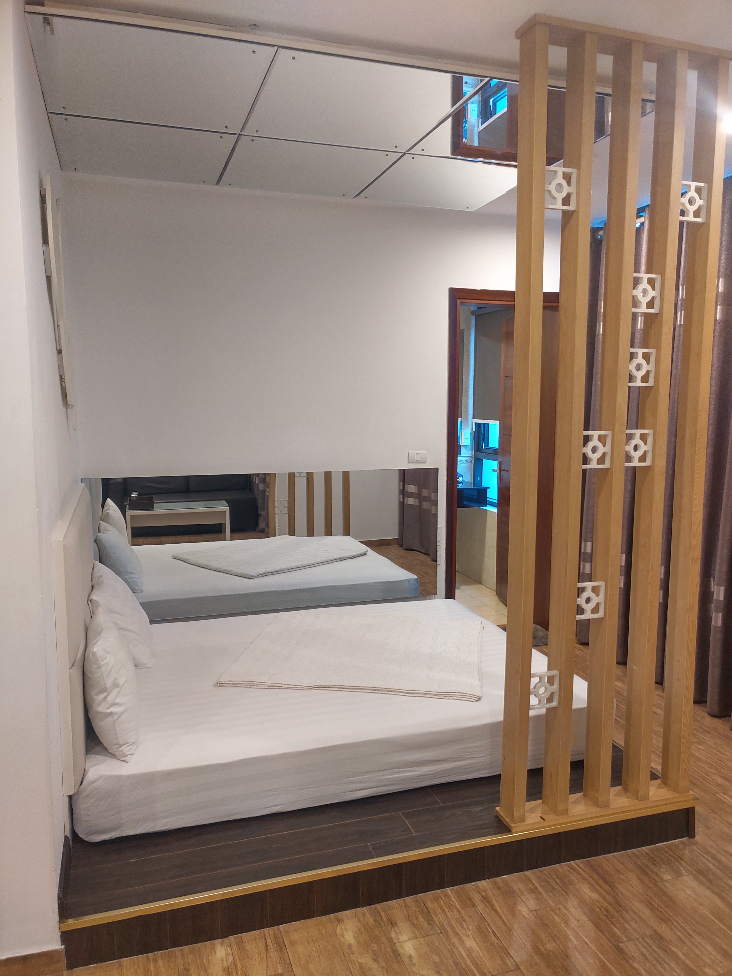 697841-cb42a93180c1.jpg