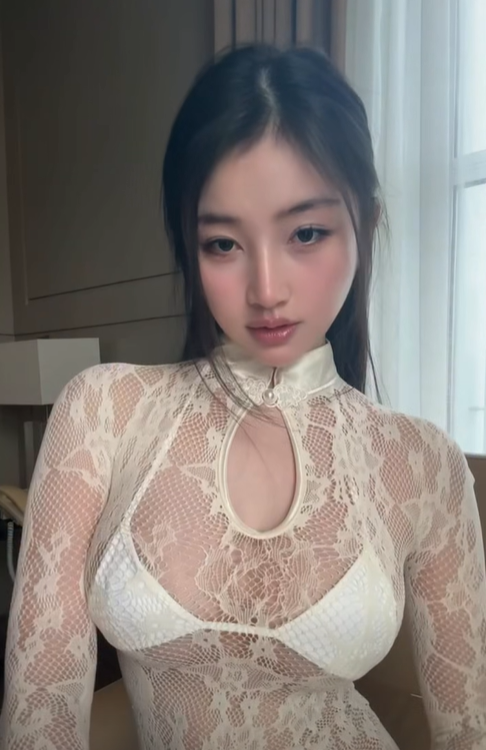 731008-c0021f21f3b8.png