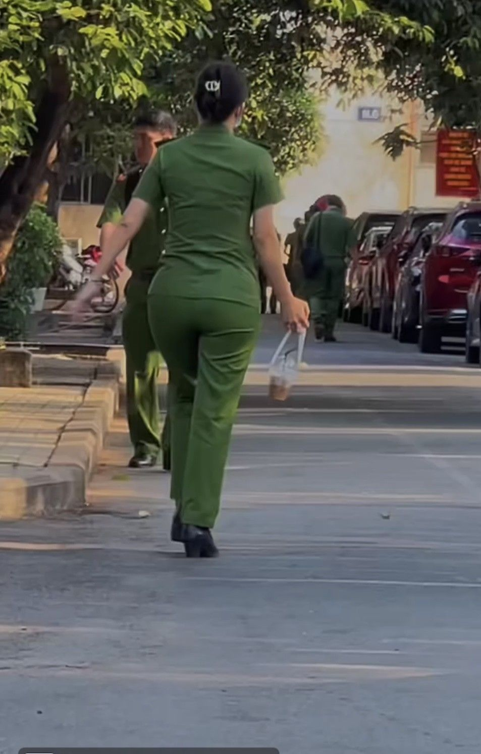 769444-df91f5ecbb4f.png